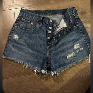 Levi shorts